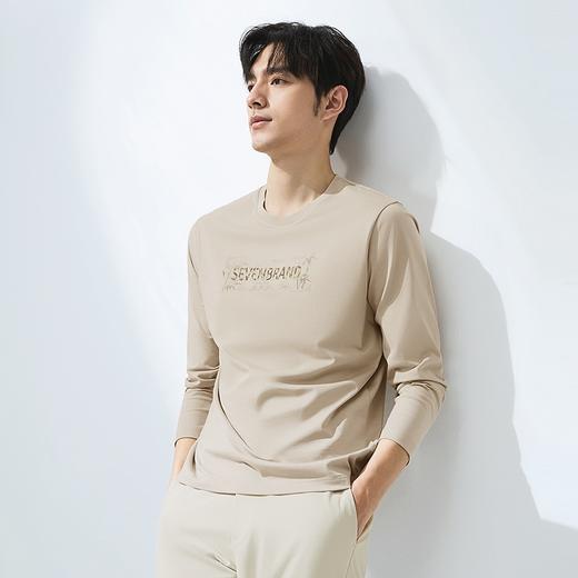 【3A抗菌】柒牌长袖T恤男2025春季新款时尚休闲字母印花圆领上衣128T71840 商品图1
