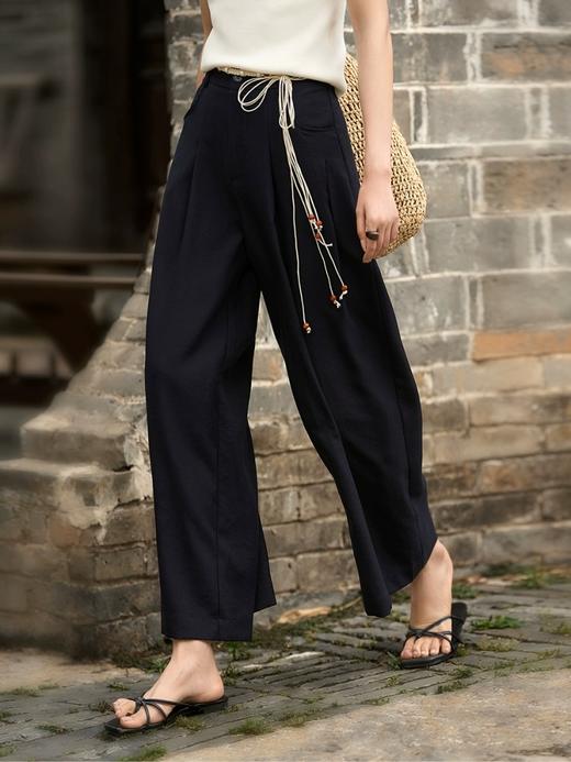 【下单配赠模特同款编织腰带】姹弥Charming·亚麻混纺 | 垂坠透气肌理感 直筒阔腿 藏肉显瘦文艺百搭高级感休闲裤 商品图3