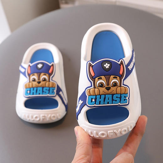 【卡通可爱造型，俏皮可爱~】汪汪队儿童拖鞋 男女孩童夏季室内居家用 软底防滑卡通洗澡浴室拖鞋-QQ 商品图4