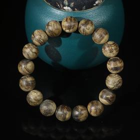 BC.PF7.9-4   达拉干(手串) ，18g