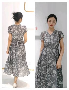 54L051时尚气质碎花款连衣裙