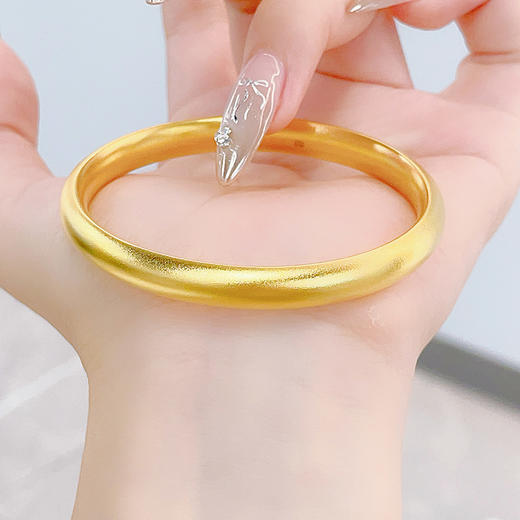 【限时克减150元】足金999.9 #复古风 椭圆古法空心固口光圈素圈手镯泥鳅背贵妃镯（面宽约7.4-7.8mm）(GFSZW00201-3)预售产品下单后不退款不退货不换货不补差价 商品图3