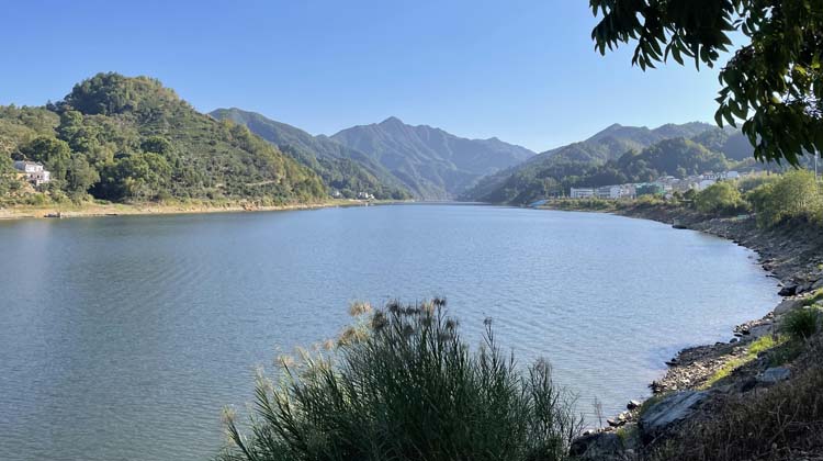 皖浙一号公路（千岛湖-新安江-徽州古城）1-2日游