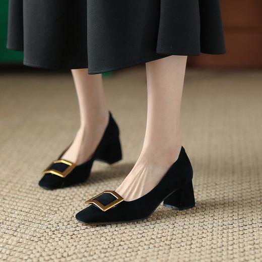 【预售5天】新款方头浅口优雅一脚蹬高跟鞋女气质方扣简约百搭粗跟单鞋MM&M602 商品图3