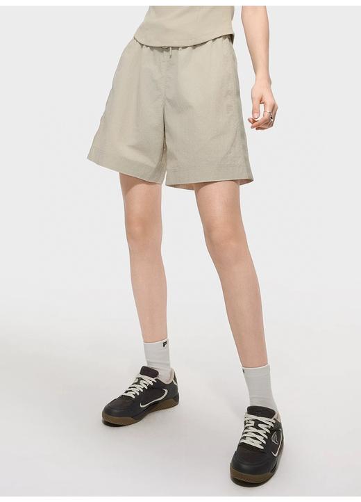 点此购买 斐乐夏季女士立体logo印花短裤 37 324070 商品图1