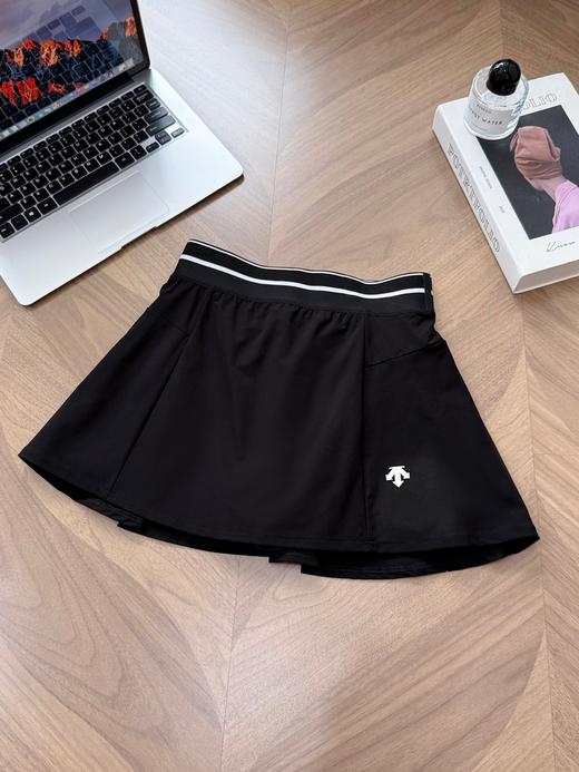 点此购买 迪桑特夏季WOMEN’S TRAINING系列女士短裙 qk 324074 商品图2