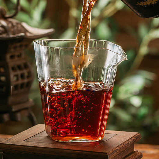 【10年云南干仓贮藏】洪海古树·茶山缘7581普洱茶砖熟砖小砖 云南古树茶生茶紧压茶 香气纯正滋味浓厚 5片/提 商品图1