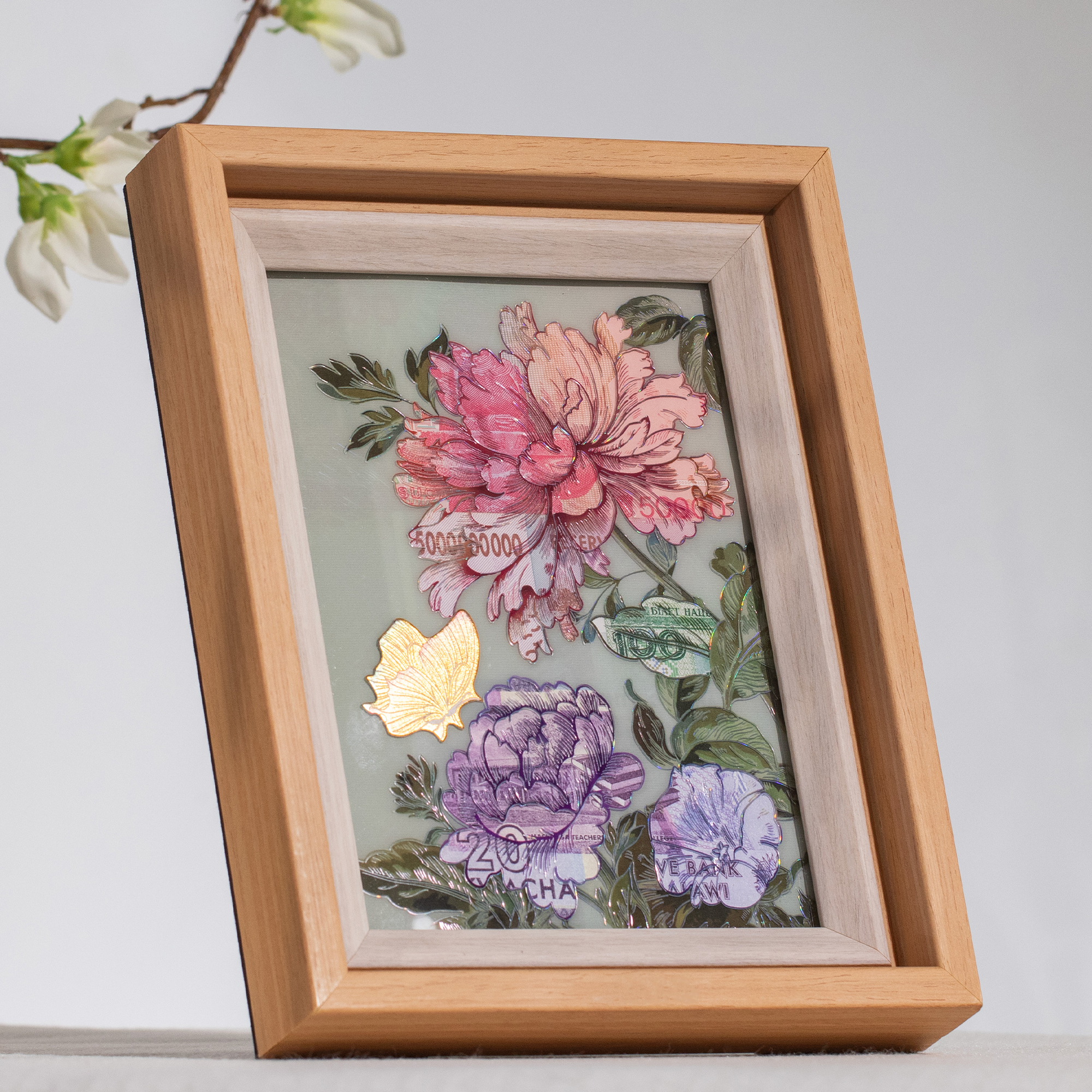 有钱花（世界纸币精选装帧画）含4枚外币