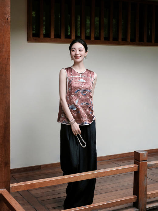 盛唐牡丹 |高货-重缎十三太保盘扣马甲 商品图1