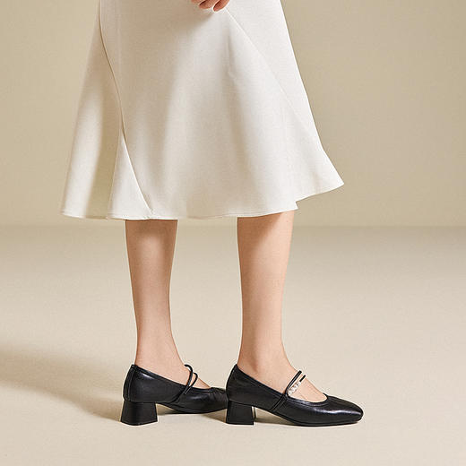 千百度粗高跟珍珠带玛丽珍鞋女真皮小香风晚晚单鞋A25468866 商品图4