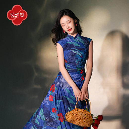 逸红颜浣黎2025夏新款冰感弹力网热辣集美度假风新中式大摆连衣裙 商品图1
