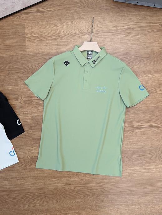 点此购买 迪桑特夏季男士高尔夫FIELD系列防晒修身短袖POLO衫 LL 324079 商品图2