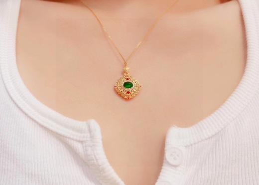 1ct蛋面素面祖母绿吊坠 商品图4