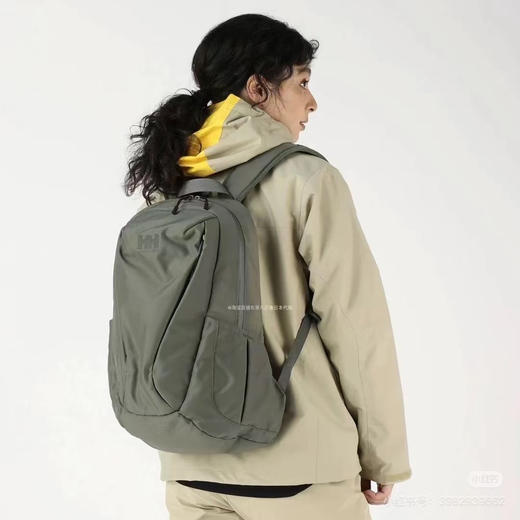 日单正品海丽汉森  休闲户外双肩户外背包
尺寸 ：长30宽17高46超轻
两个色 商品图2