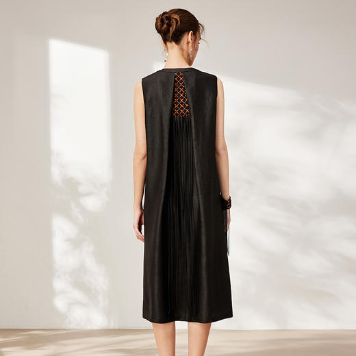 TANGY Collection天意2025秋季新品商场同款女连衣裙L253805 商品图3