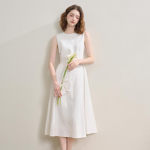 法式优雅肌理感无袖连衣裙女夏季收腰A字气质长裙小白裙V1150751 商品图2