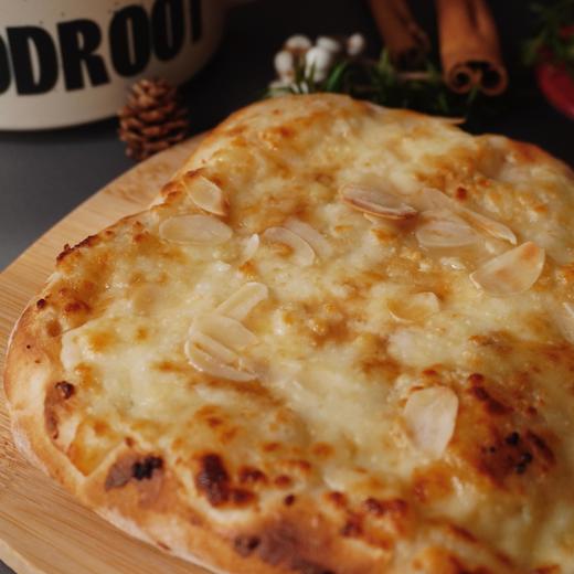 【赠烘焙纸】星厨级意式披萨  手工饼底 充满大气泡 全球搜罗用料扎实 酥脆浓香 专业配送（天津顺丰） 商品图2