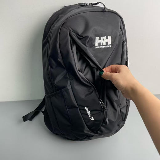 日单正品海丽汉森  休闲户外双肩户外背包
尺寸 ：长30宽17高46超轻
两个色 商品图10