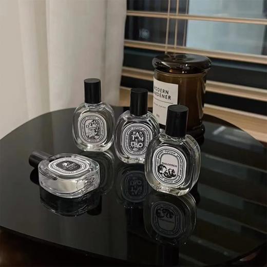 【送礼袋】蒂普提克Q版香水礼盒10ml*4支 （檀道/杜桑/无花果/水中影） 商品图3