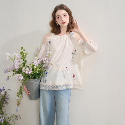法式文艺刺绣拼接花边露肩衬衫女夏季莱赛尔宽松百搭上衣V1550968 商品图2