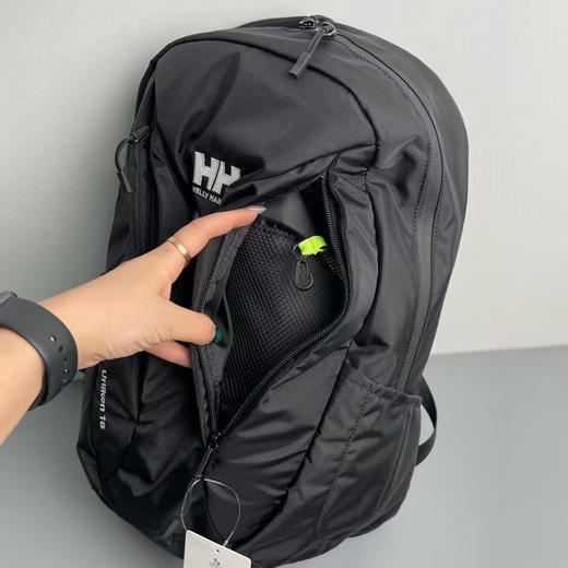 日单正品海丽汉森  休闲户外双肩户外背包
尺寸 ：长30宽17高46超轻
两个色 商品图12