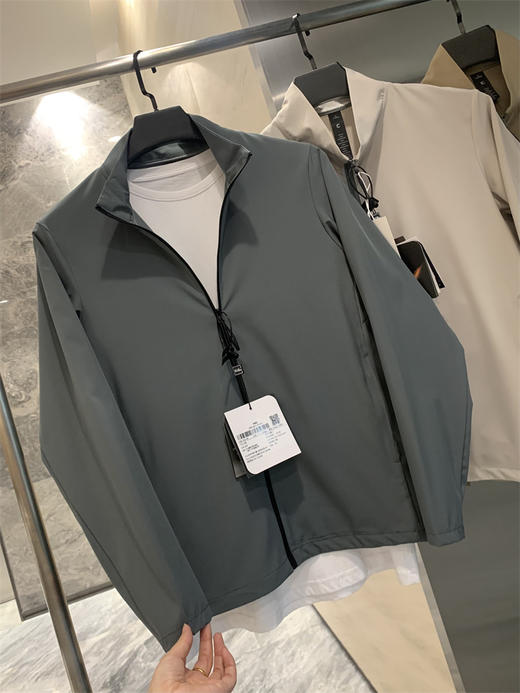 UPF50!王炸牛货!意式轻奢!Leavo Johnson激光孔透气防晒衣夹克男款！ 商品图5