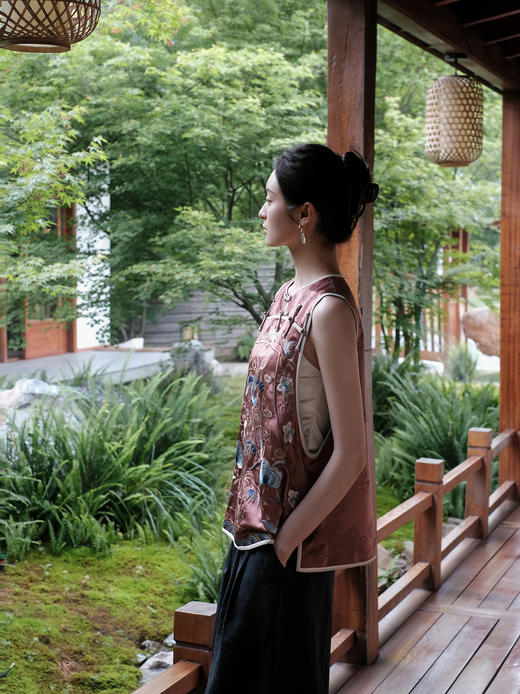 盛唐牡丹 |高货-重缎十三太保盘扣马甲 商品图2