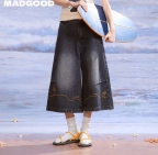 马得工地/MDGDDK252210/海岛元素绣花七分牛仔裤