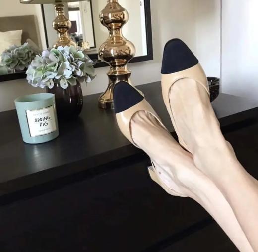 万年经典款  渠道货  经典Slingback粗跟凉鞋   双色单鞋露跟凉鞋 商品图1