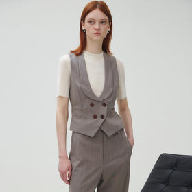 谜底马夹女2025秋新品复古文艺青果领修身短款气质马甲253MM1265