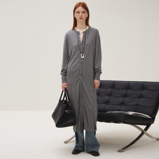 谜底长针织开衫女2025秋季新品简约松弛感圆领百搭毛衫253MZ1318 商品图0