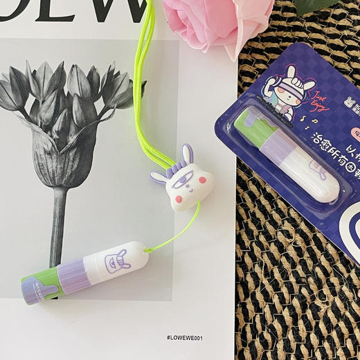 「前2000单送定制挂绳」“芒果TV联名 你好星期六综艺同款 明星同款”南波小兔*華清園联名款梅片龙脑香两用鼻通 1.2ml+0.8g/支 商品图4