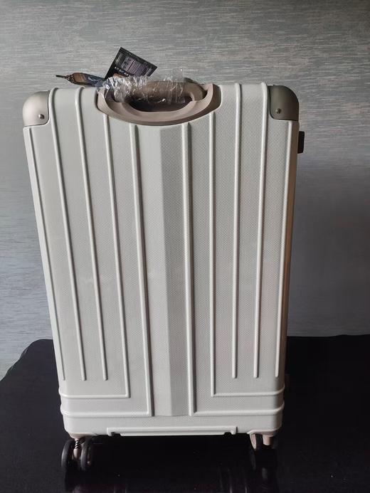 大号拉杆箱 ，代工厂出品货 台湾的一个品牌，质量和做工都不错，29寸拉杆箱福利活动368元包邮 商品图1