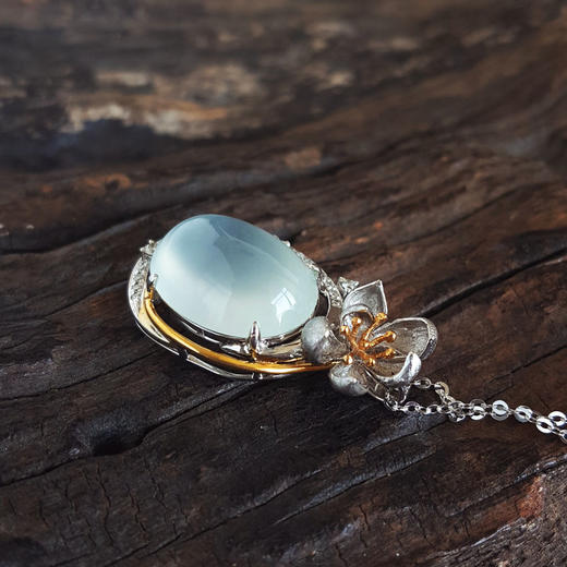 【天然正品】A货翡翠AU750双色金镶钻镶天然细腻白色冰种蛋面翡翠吊坠项链蛋面：16.0*12.0MM（皆取最大值）女士现售价：9880！090725XY01 商品图5