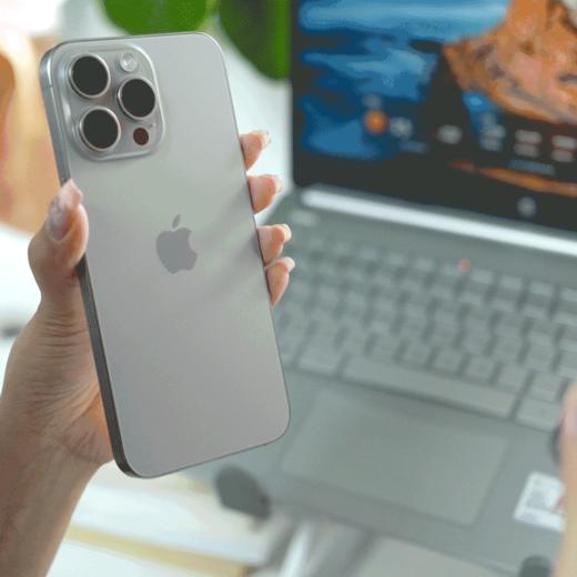 【疯抢中！！支持30天免费试用】SOBAST磁吸手机支架mini蓝牙音箱 | 磁吸黑科技 轻巧便携 续航时间长 稳定连接 商品图0