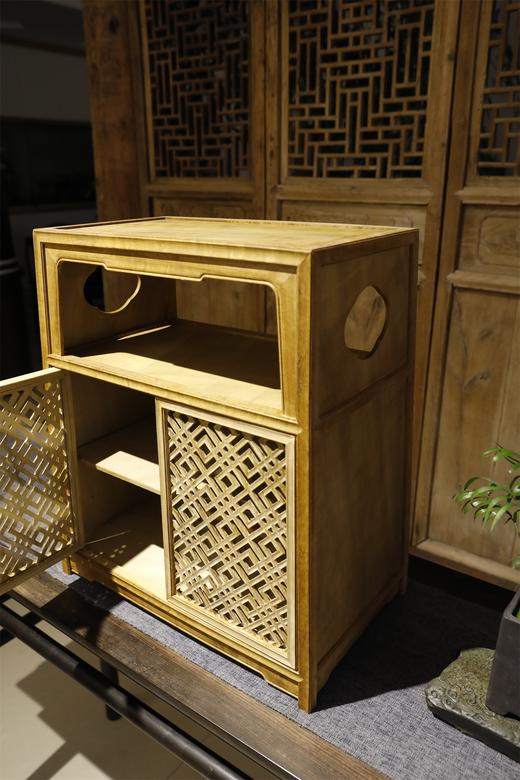 楠木镂空窗格茶水柜储物柜 商品图3