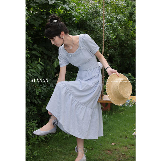 鹿向南「琉璃海岸」蓝色法式短袖连衣裙女夏季收腰长裙气质a字裙 商品图2