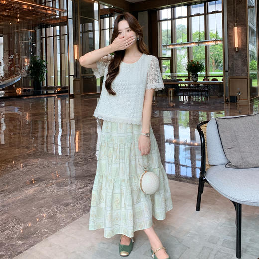 奢姿大码女装2026夏季减龄镂空印花圆领两件套胖妹妹时尚轻奢套装9952990594 商品图2