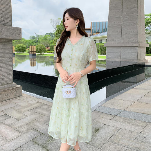 奢姿大码女装2025夏季木耳边减龄V领连衣裙胖妹妹碎花时尚裙子9952853144 商品图4