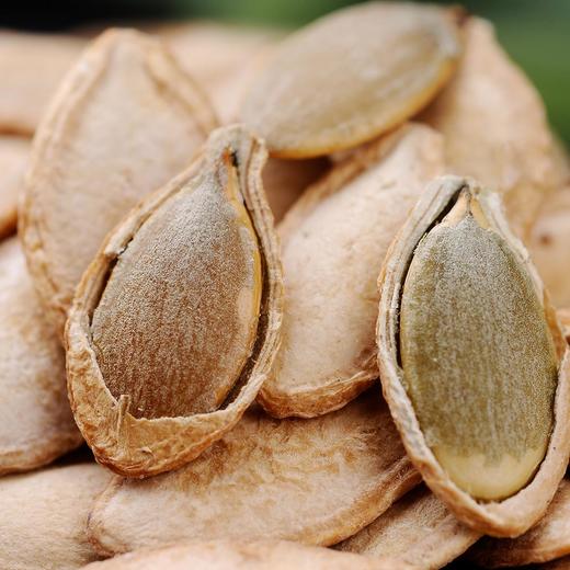 老闫家毛边南瓜子新货炒货坚果68g三袋装盐焗味 商品图3