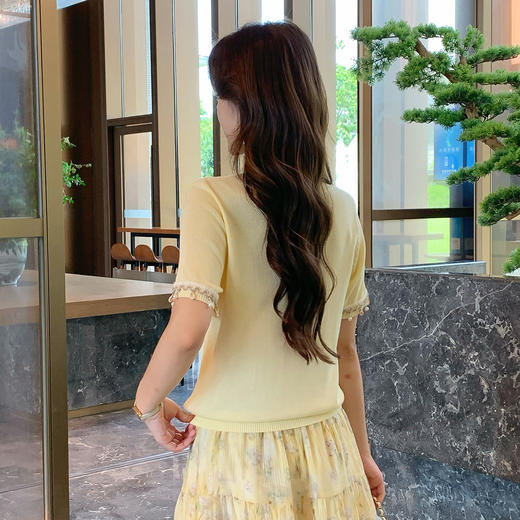 奢姿大码女装2025夏季欧若风度假圆领针织衫胖妹妹时尚简约上衣9852690556 商品图3