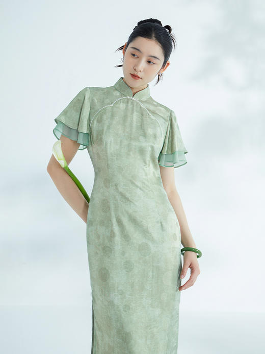 荷言GL 雅颂 浅绿色波点提花旗袍 拼接真丝波浪袖 商品图0