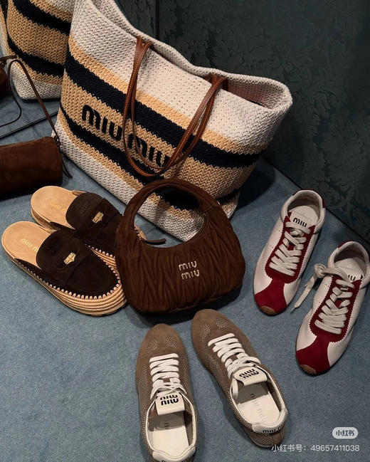 原厂皮𝐦𝐢𝐮 拉菲草编织包 商品图2