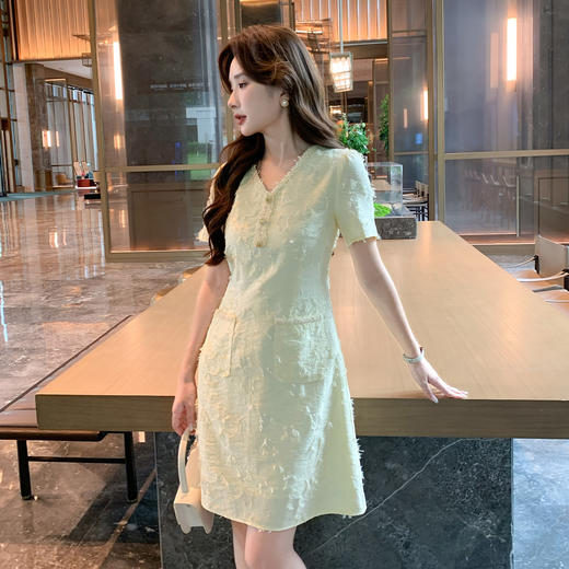 奢姿大码女装2026夏季减龄粗花半开领连衣裙胖妹妹时尚轻奢裙子9952869852 商品图1