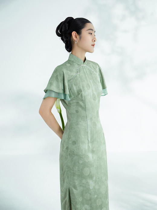 荷言GL 雅颂 浅绿色波点提花旗袍 拼接真丝波浪袖 商品图3