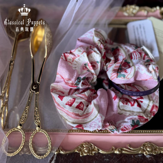 【积分兑换，60天内发货】草莓蛋糕公主大肠发圈 浅粉 古典玩偶 Lolita 商品图0