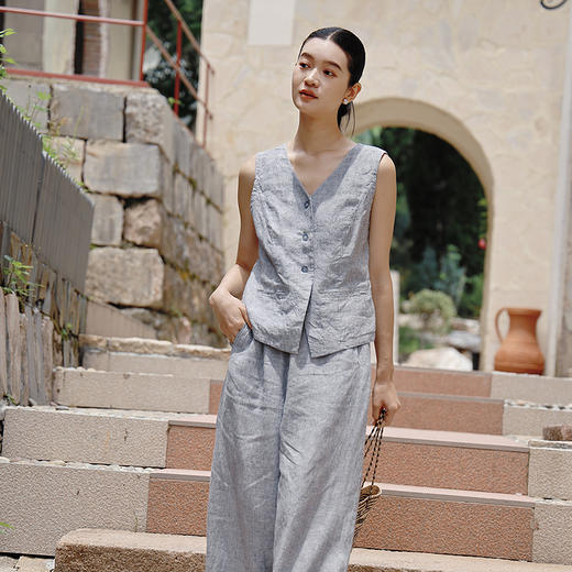 绽放女装403朵/【莫兰迪系列】亚麻色织竖条高级感马甲直筒裤套装 商品图3
