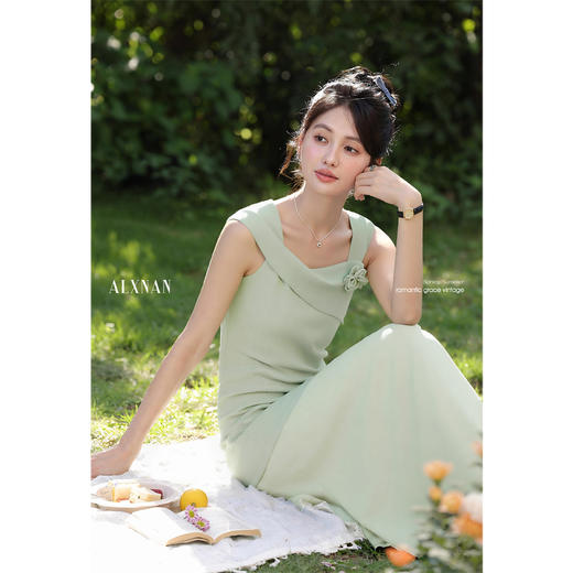 鹿向南「茶茉次方」法式浅绿色吊带连衣裙女夏季收腰显瘦气质裙子DYL661765 商品图4
