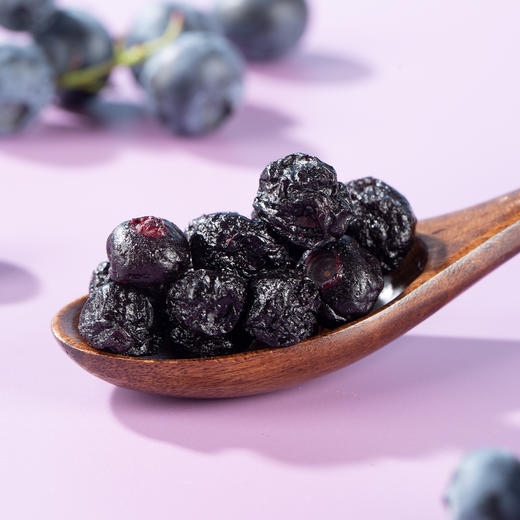 西域美农 蓝莓果干 野生蓝莓果干 配料仅有蓝莓果和蓝莓浓缩汁  富含花青素  90g  顺丰发货 商品图8