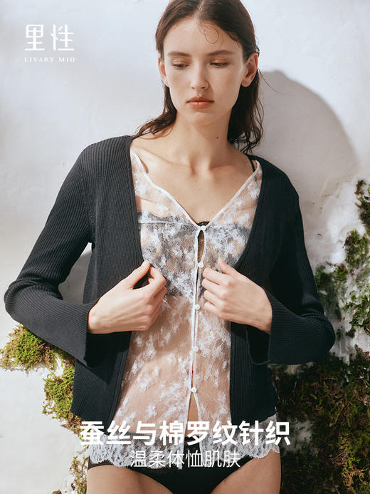 【明星同款】里性 LIVARY MIO 浮生carefree蕾丝打底衫性感微透真丝针织衫假两件上衣 商品图1